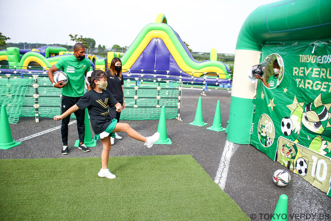 東京ヴェルディビーチサッカー　キックターゲットに挑戦