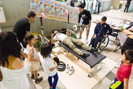 パラ・パワーリフティング体験